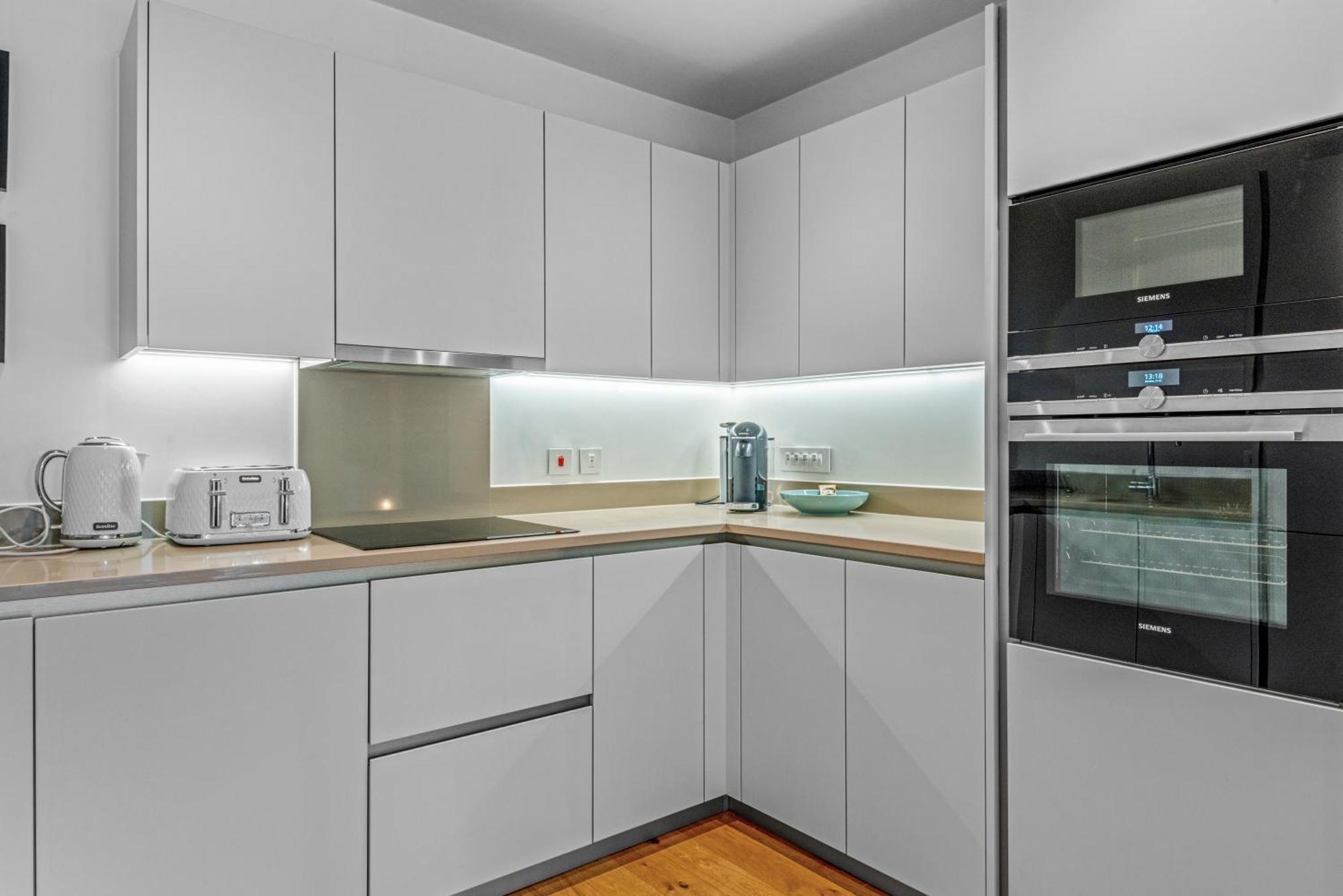 Londwell, Heart Of Notting Hill, Balcony Suite Luxury Лондон Екстериор снимка